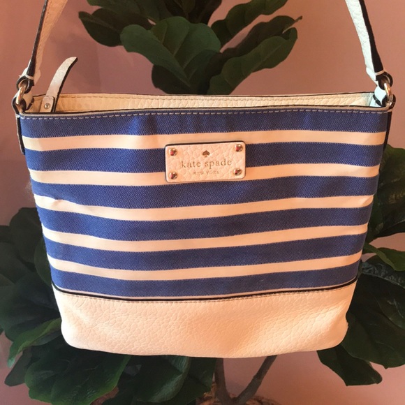 kate spade Handbags - Kate Spade Striped cross-body